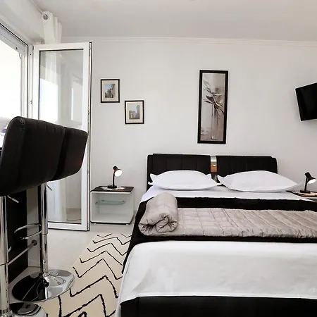 Apartment Itd *
