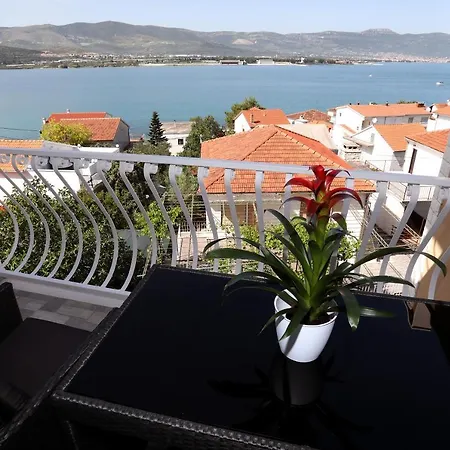Itd Apartamento Trogir